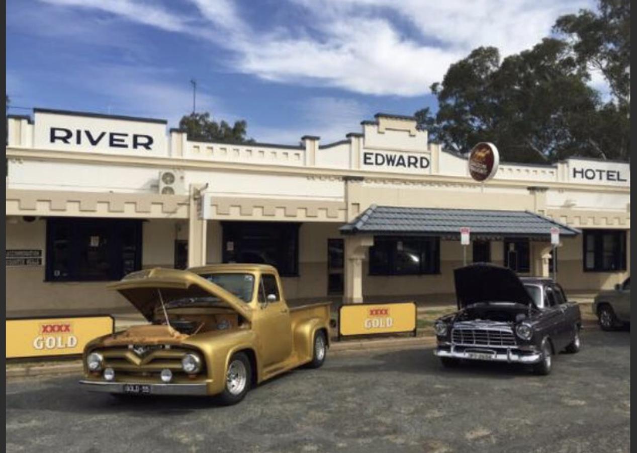 Edward River Hotel Deniliquin Zewnętrze zdjęcie